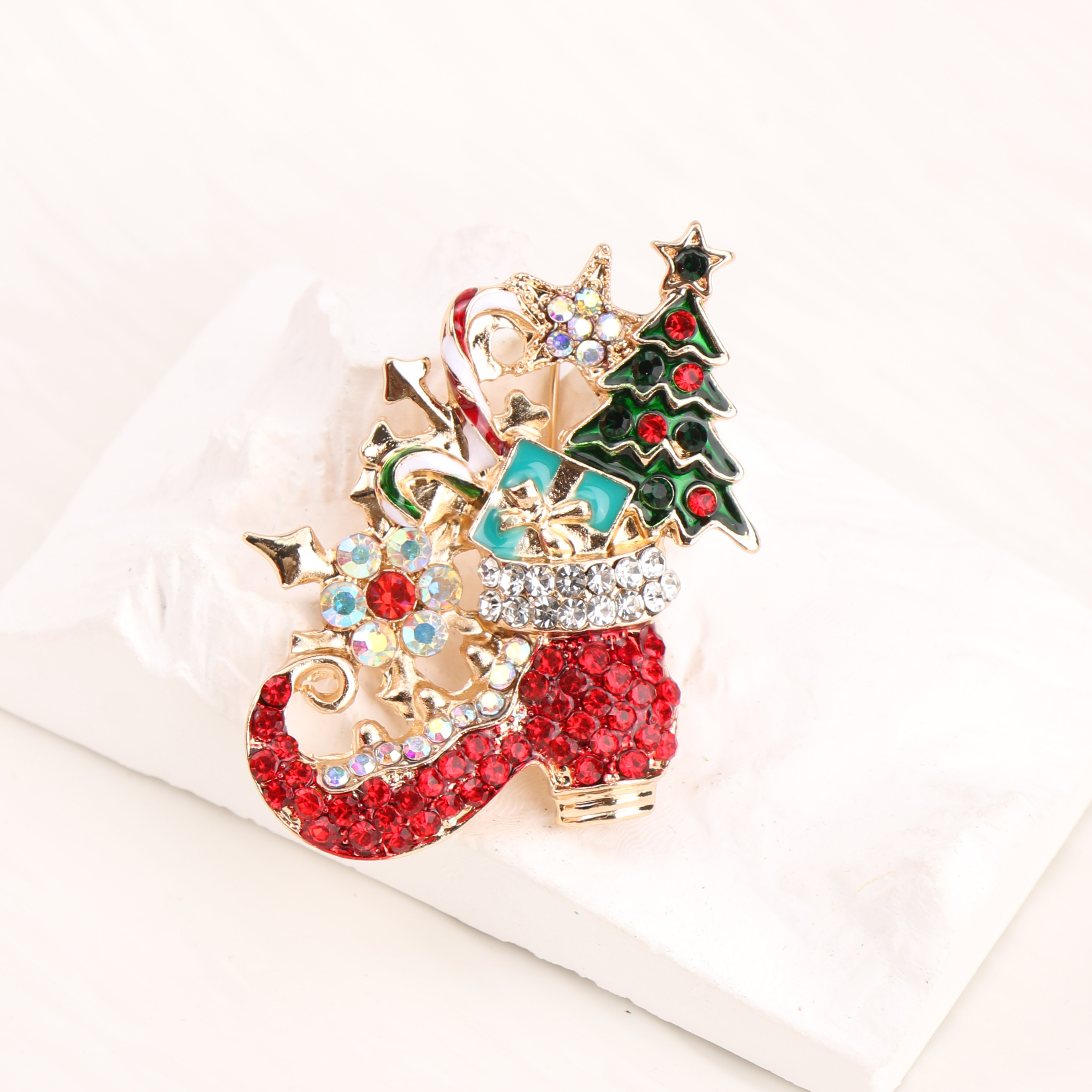 Vintage Collectible Santa - Christmas Collection Jewelry Brooch Vintage Full