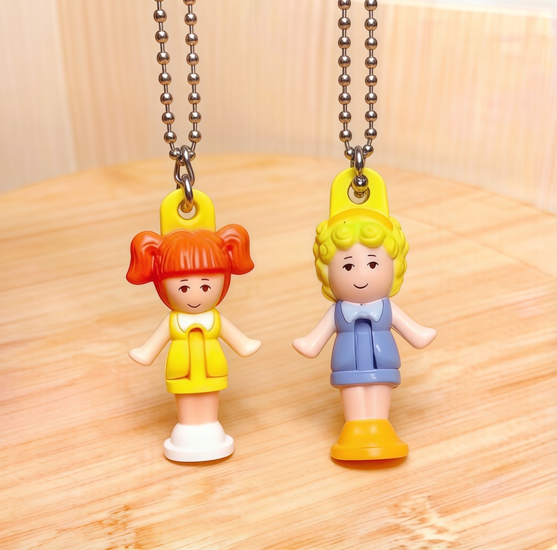 Polly Pocket Pendant Keychain  - đánh giá và giá Vintage Collection Playset