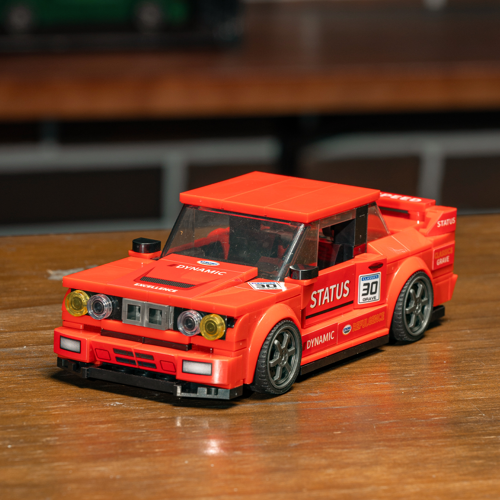 302PCS Red Classic Sports Car  - đánh giá và giá Vintage Collectible Model Cars