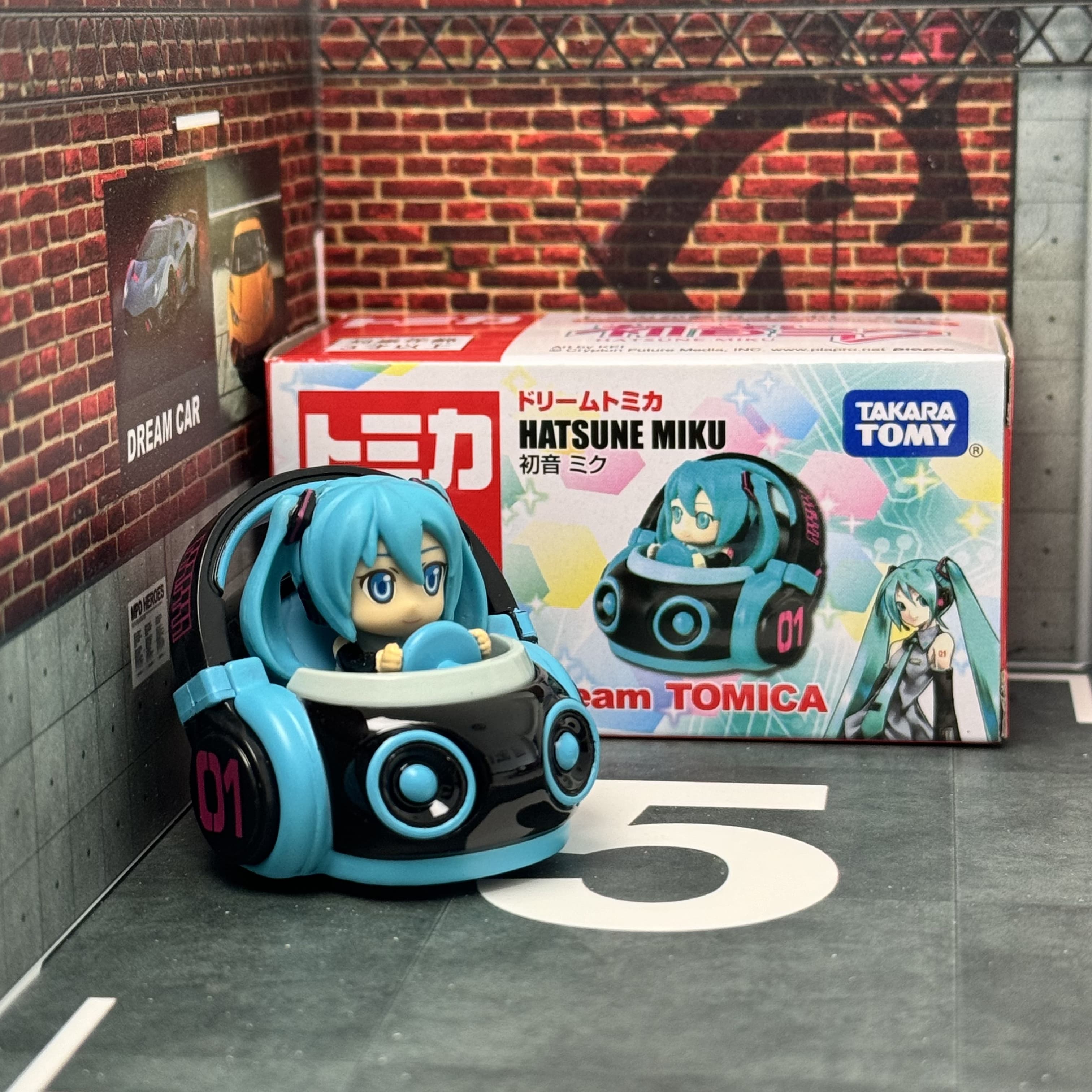 Authentic Tomy Tomica Dream To - đánh giá và giá Vintage Collectible Model Cars