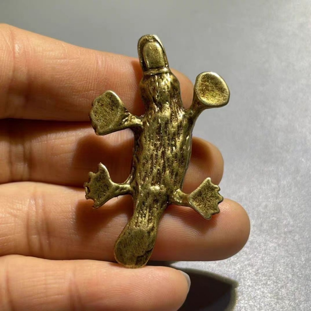 Vintage Brass Platypus Figurin - đánh giá và giá Vintage Collectible Ornaments