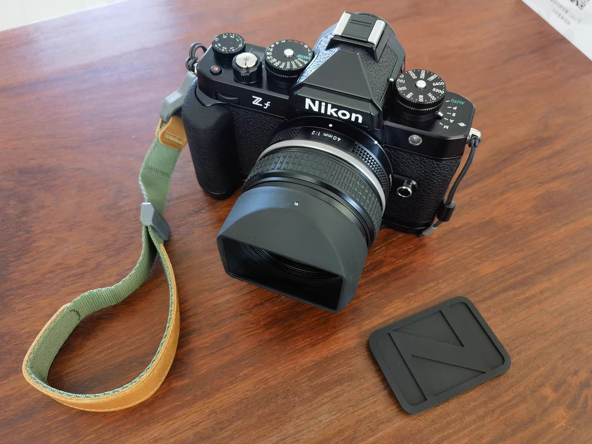 Z40 f2 Z28 f2.8 rectangular le - đánh giá và giá Lens Cap Vintage